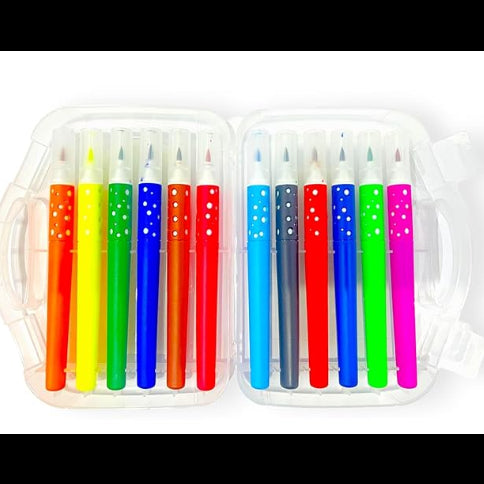 Set of colourful brush pens