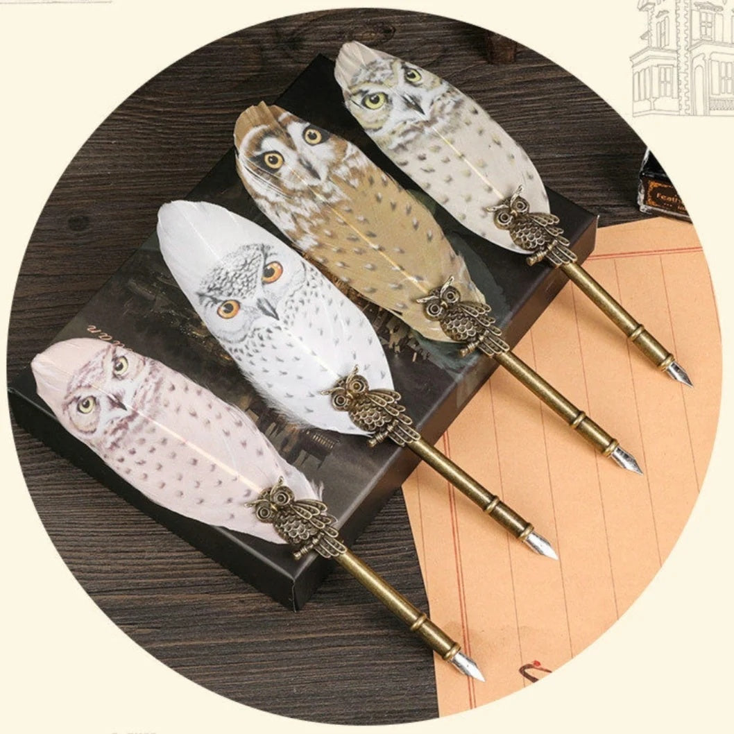 Hogwarts Feather Pen with Ink