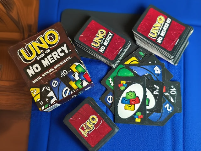 UNO Show ’Em No Mercy Card Game