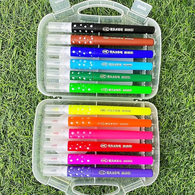 Set of colourful brush pens