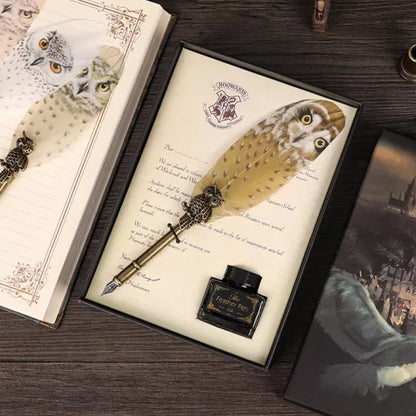 Hogwarts Feather Pen with Ink
