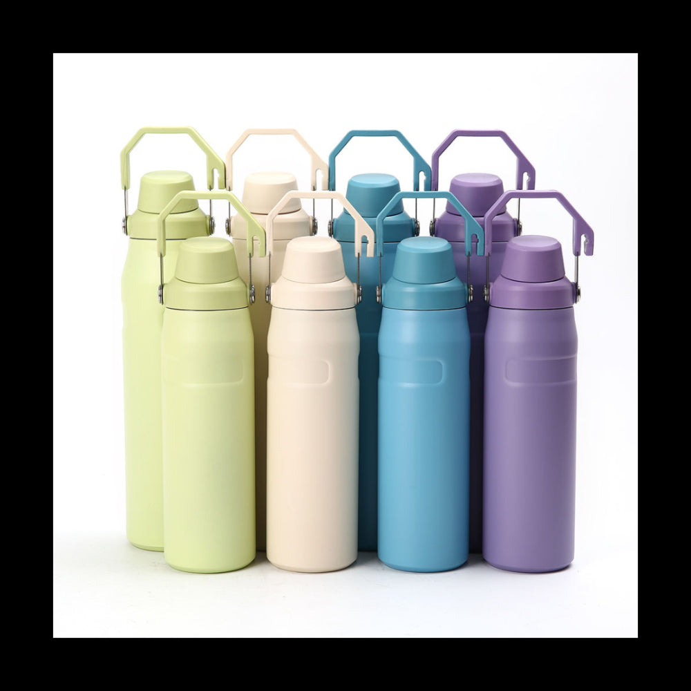 Insulated water bottle with lid
