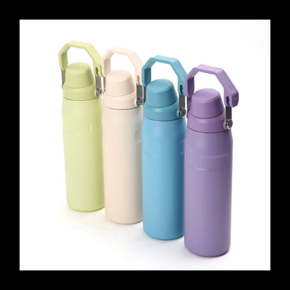 Insulated water bottle with lid